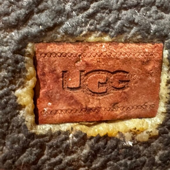 Ugg W Aprelle Chestnut Shearling Wedge Tall Boots, SZ 8.5, EUC - Picture 12 of 12